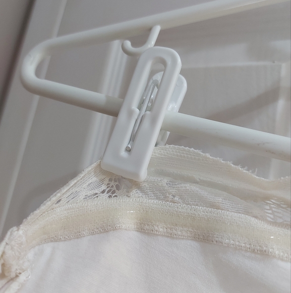 H&M | Strapless Lace Tube Top - Picture 9 of 13